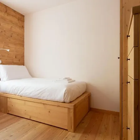 Sertorelli 27 Apartment *